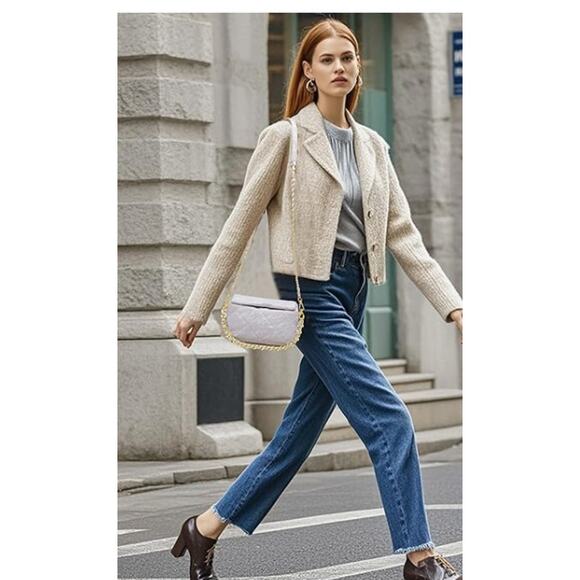 Quilted Crossbody Bag 7.4"× 2.9"× 4.7" PU Shoulder 2 Chain Straps extending 44" - Picture 6 of 6